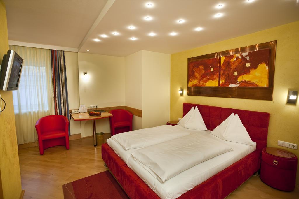 Der Thaller - Wirtshaus - Restaurant - Hotel Anger  Extérieur photo